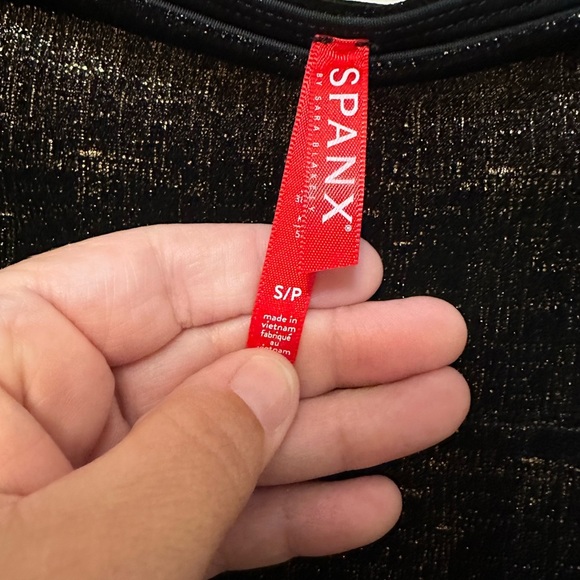 Spanx Velvet Shine Black Gold Metallic Shimmer Leggings Size Small MSRP $110 NWT - Picture 5 of 8